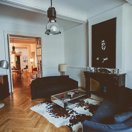 La Terrasse De La Comedie Apartment *